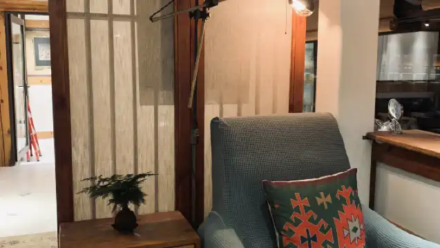 【重慶非遺體驗】重慶非遺蜀繡文化傳習體驗館·相予繡閣【非遺傳承人教學+手繡書籤/面繡團扇+作品可帶走】