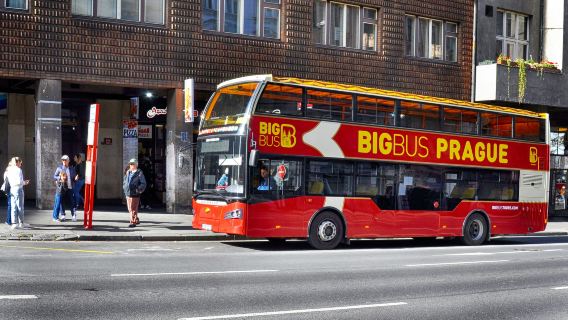 Big Bus Prague: Hop-on Hop-off Bus Tour with Optional River Cruise