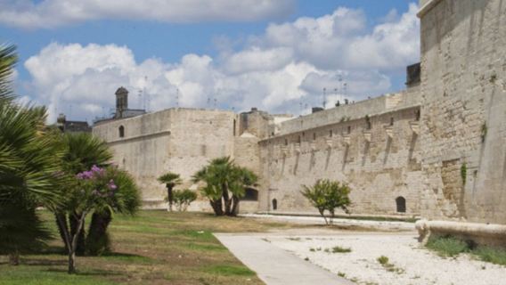 Lecce audio guide with TravelMate app