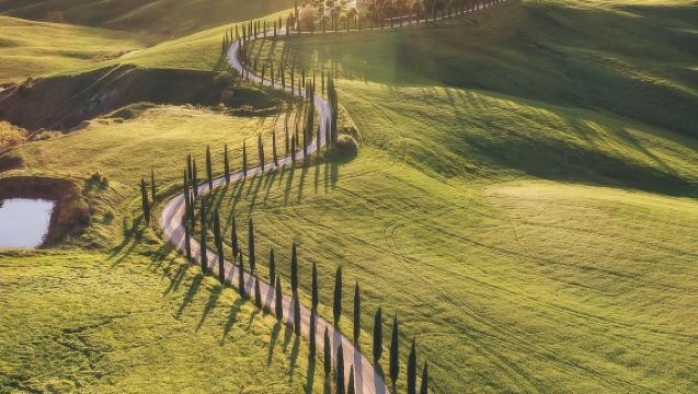 托斯卡納丘陵·Madonna di Vitaleta Chapel·S型絲柏路｜佛羅倫斯出發包車一日遊