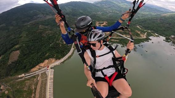 Thrilling Tandem Paragliding Adventure in Nha Trang