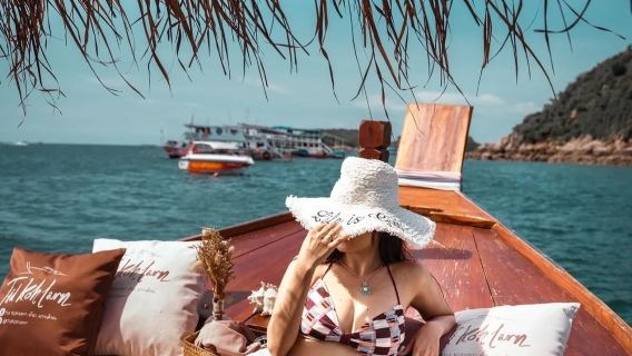 파타야 럭셔리 라이트 럭셔리 레트로 롱테일 보트