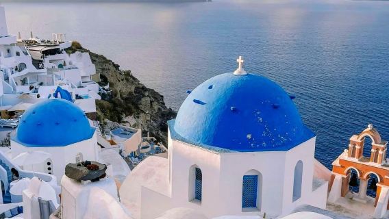 Santorini Black Beach + Red Beach + Oia + Three Bells of Fira + Fira 1-day tour