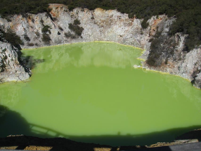 Von Rotorua: Wai O Tapu & Waimangu Eco Thermal Morning Tour