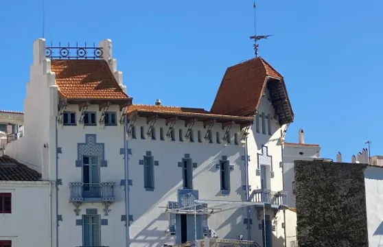 西班牙達利劇院博物館+普博爾加拉.達利城堡+達利博物館包車