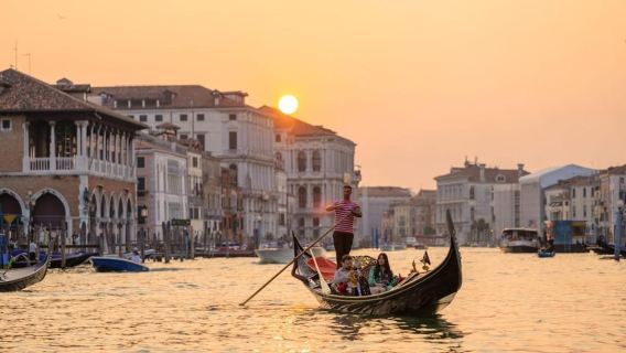 Venice: St. Mark's, Doge's Palace, Rialto, and Gondola Tour