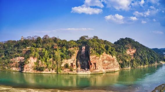 樂山大佛+黃龍溪一日遊2-8人私家專車團登山或遊船三環內接駁