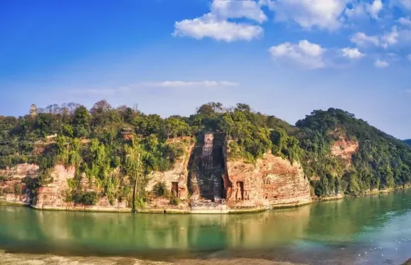 樂山大佛+黃龍溪一日遊2-8人私家專車團登山或遊船三環內接送