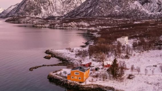 挪威斯沃爾維爾-羅弗敦群島-紅房子雷訥-可拼小團/包車-精選