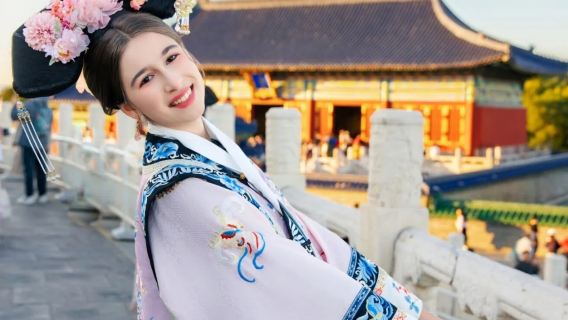 Beijing Forbidden City-The Palace Museum Guided Half-Day Tour |including wireless headsets