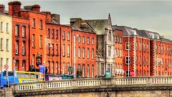 愛爾蘭+都柏林聖殿酒吧+威士忌博物館+都柏林城堡+半便士橋