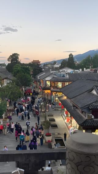 大理の必見スポット：喜洲鎮と洱海回廊へ 英語ミニグループ1日ツアー