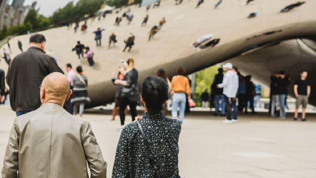 ชิคาโก: ทัวร์เดินชมเมืองแบบกลุ่มเล็ก + ล่องเรือชมสถาปัตยกรรม + เข้าชมสกายเด็ค