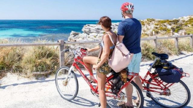 Alquiler de bicicletas en Rottnest Island, equipo de esnórquel y segways|Salida desde Fremantle Salida desde Perth Billete de barco solo ida / ida y vuelta Billete de barco del Puerto de Hillarys