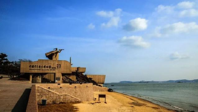 Customized private chartered tour from Yantai (excludes tickets) - 1-day tour to Penglai Pavilion/Yangma Island/Liugong Island