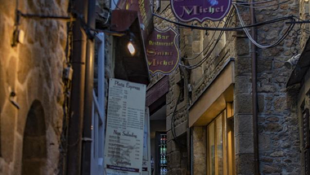 Mont Saint-Michel Pilihan 5/7 Tempat Duduk Sewaan Peribadi 1 Hari [Hiburan Tulen · Kenderaan Eksklusif & Pengambilan dari Lokasi]