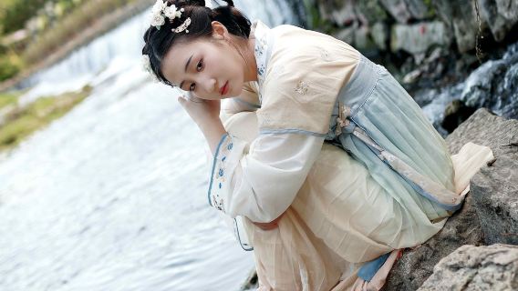 梅河口Trip Moments【跟拍攝影親子家庭個人情侶照片短影片宣傳片寫真婚紗底片全送翻譯】