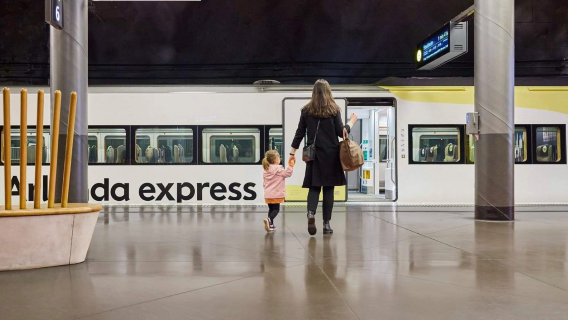 Arlanda express | Optional one-way/round-trip express between Arlandastad airport and Stockholm central station, valid long-term