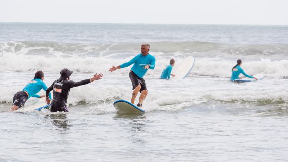 Noosa surfing course on Australia's sunshine coast