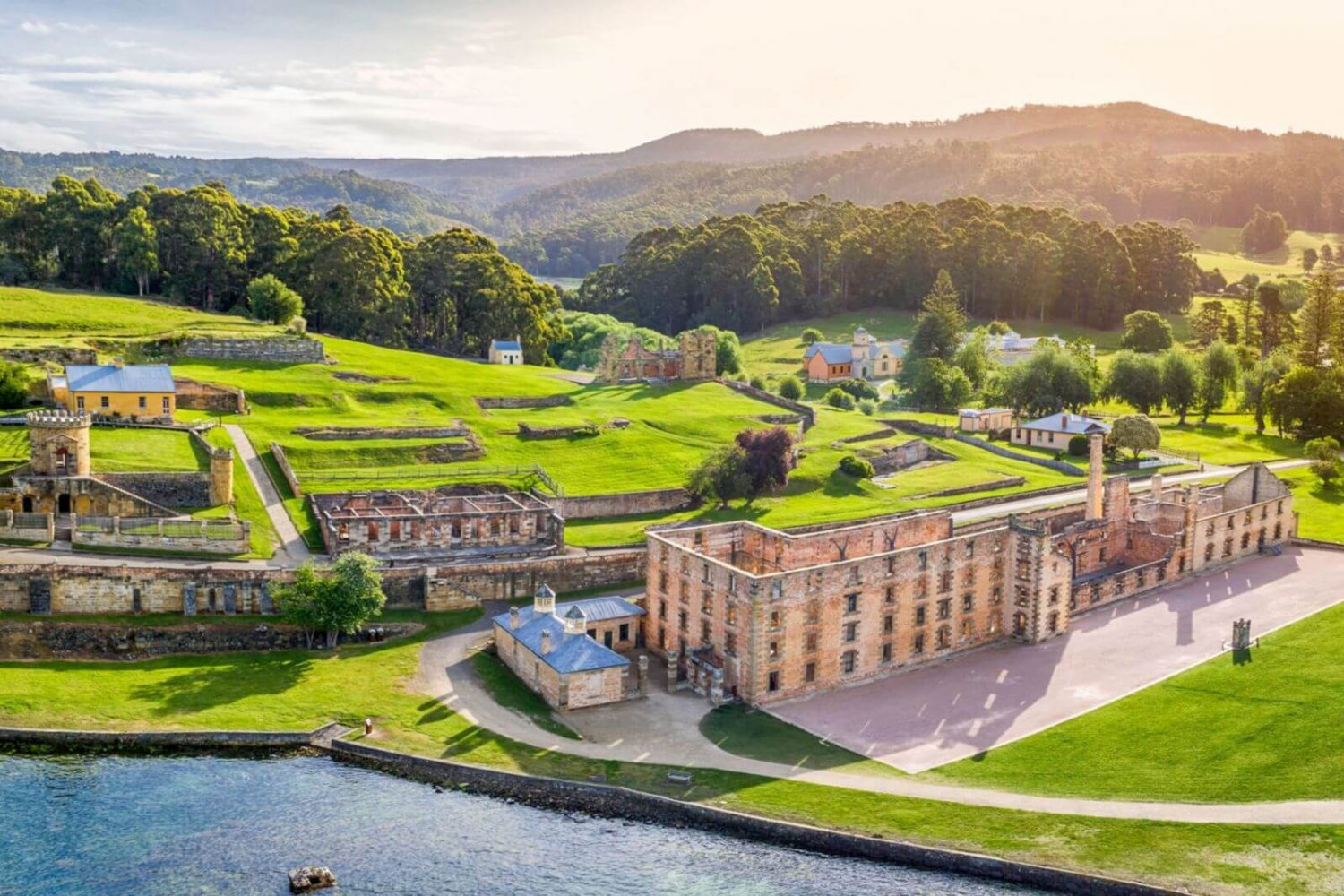 荷伯特亞瑟港歷史遺址+塔斯曼半島一日遊【酒店接送/贈送送機】