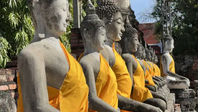 曼谷+大城+邦芭茵夏宮+柴瓦塔那蘭寺+瑪哈泰寺遺址一日遊