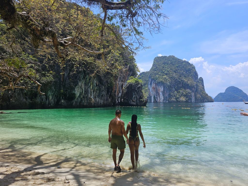 Koh Yao Yai/Noi: Private Longtail Boat Island Hopping Tour