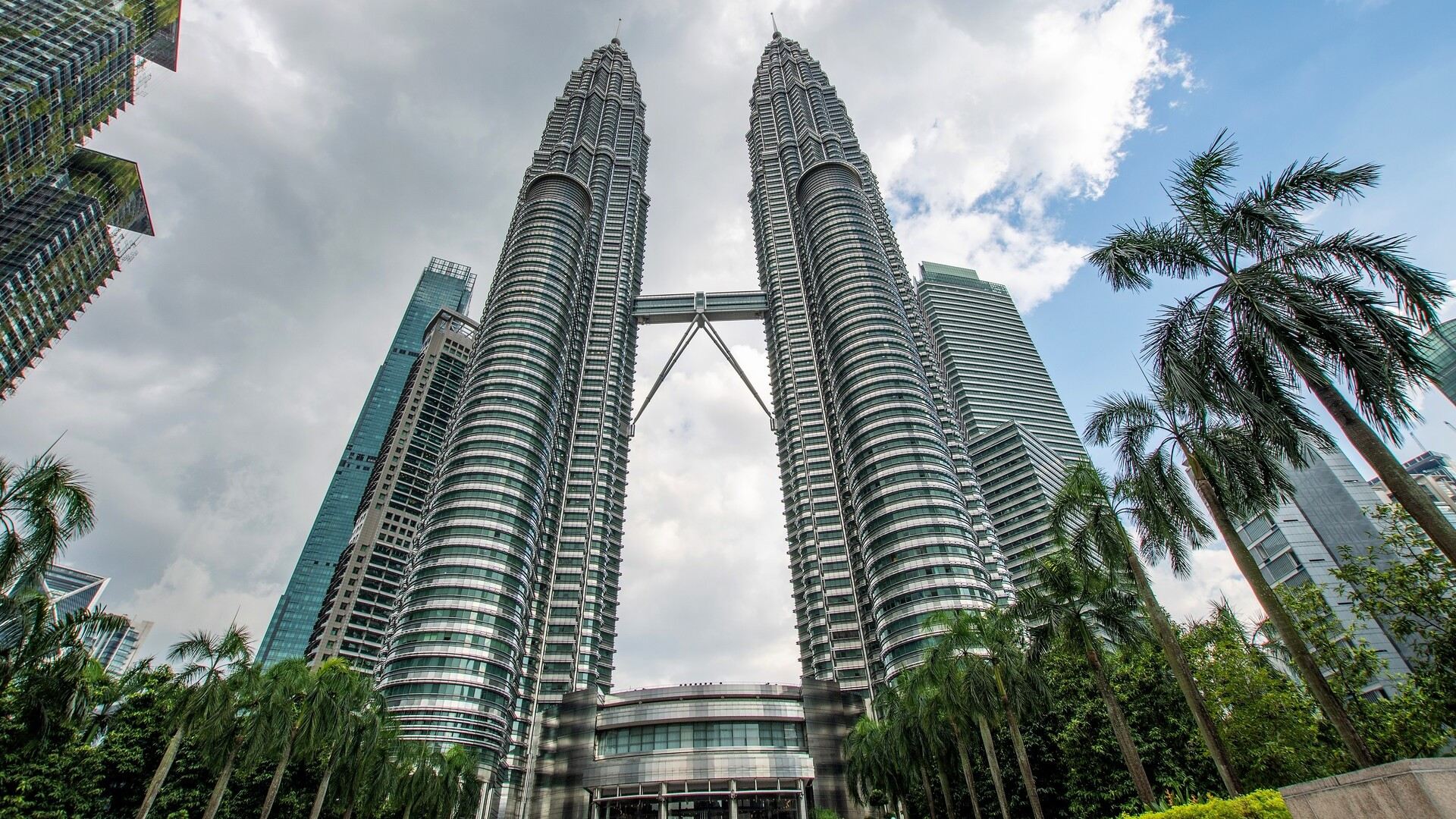 KL City, Batu Caves & Fireflies 3 in 1 Combo Tour - Private Tour Option