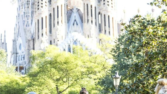 Sagrada Familia: Visita guiada + Acceso a las Torres