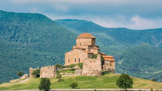 Tour giornaliero in Georgia: visita al Monumento della Cronaca, al Monastero di Jvari e alla Cattedrale di Svetitskhoveli