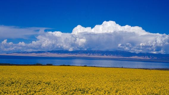 Xining Qinghai Lake, Chaka Salt Lake, Sun Moon Mountain, Chinese Group Tour (Check-in at Sky Mirror)