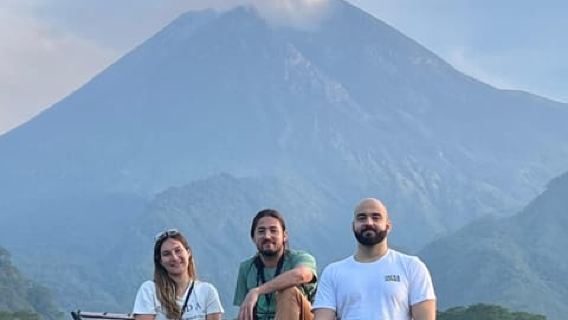 Yogyakarta:Mount Merapi Sunrise, Jomblang Cave & Pindul Cave