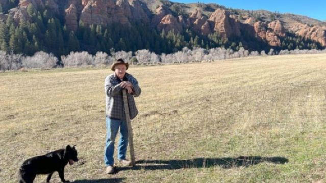 Morgan: Guided Hiking Tour on Private Ranch Property