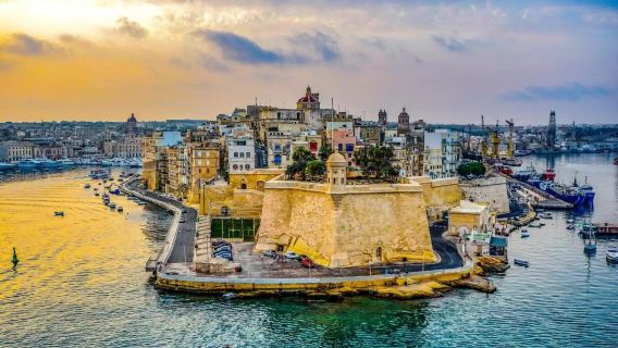 馬耳他瓦萊塔特里同噴泉+大王宮+上巴拉卡花園+舊薄荷街一日遊