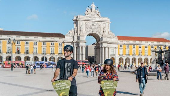 Lisbon: Chuyến tham quan thời trung cổ của Segway đến Alfama & Mouraria