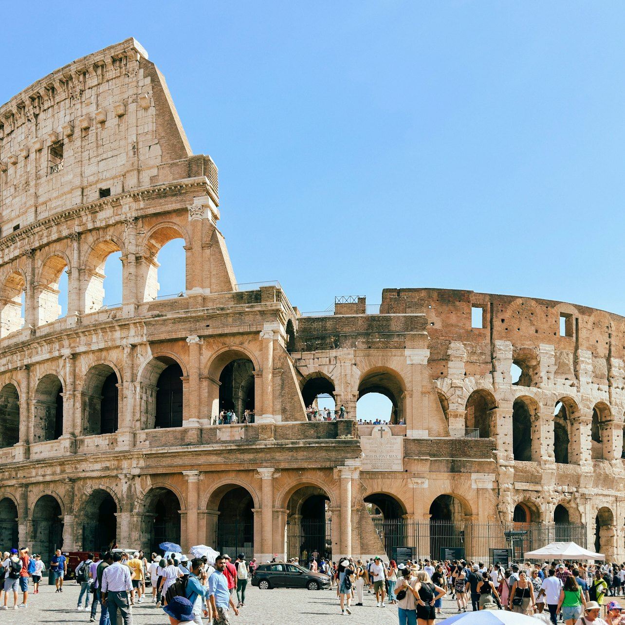 Colosseum Arena Floor & Roman Forum + Audio Guide