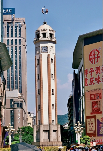 Pemandu wisata berjalan kaki dalam kota Chongqing (Bahasa Inggris/Tionghoa) + Pengalaman kerajinan t