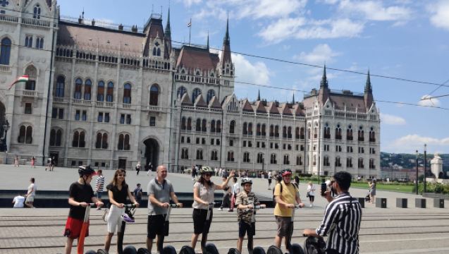 Tour en Segway por Budapest con paradas para fotos y guía local (2 horas)