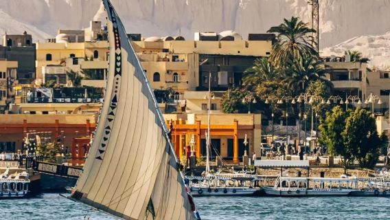 Cairo, Egypt - Chinese/English guide | local guide | tour companion