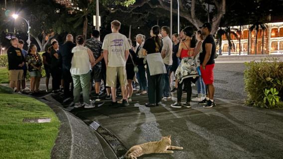 Honolulu: Downtown Ghostly Night Marchers Walking Tour