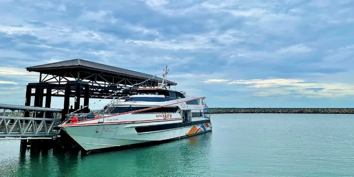 Ferry Tickets to Batam (One Way/Round Trip) by Batam Fast
