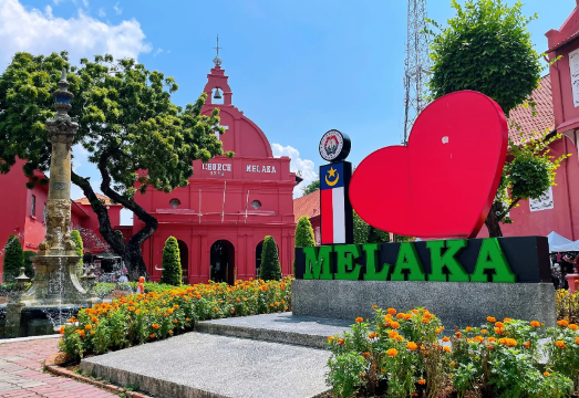 Kuala Lumpur - Melaka - Johor Bahru classic 1-day tour with 10-hour private charter, customizable itinerary