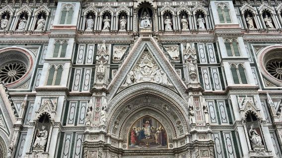 ฟลอเรนซ์ อิตาลี ทัวร์ชมหอศิลป์อุฟฟิซิ สวนโบโบลี + พระราชวังปิตตี หนึ่ง ทัวร์วันเดียว/ทัวร์หลายวัน บริการภาษาจีนและภาษาอังกฤษ