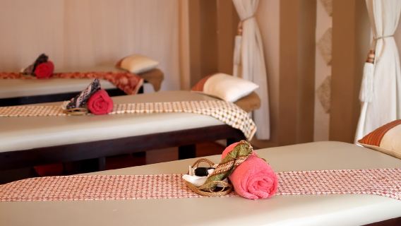 комплексный обед/пакет услуг спа-услуг на целый день в Бинтане (включая трансфер из отеля) — D'Bintan Salon Day Spa