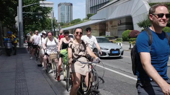 Excursión en bici por Shanghái de medio día con Daniel - Eatwith