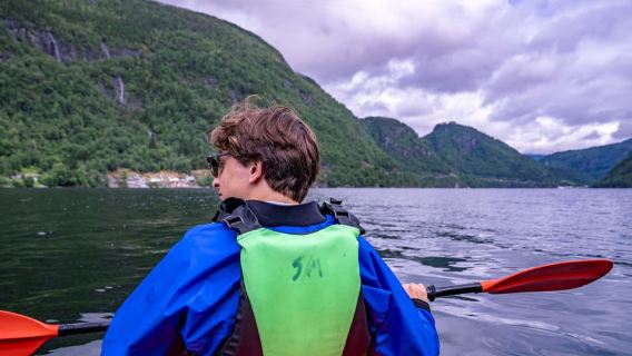 Fjord kayak - Hardangerfjord, Granvin