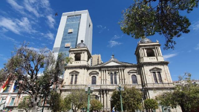 La Paz: Stadt der Kontraste.