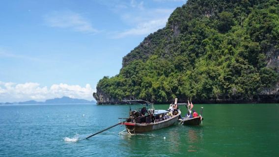 Krabi: Excursión local en barco con recorrido por las islas y almuerzo.