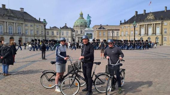 Copenhagen: Chuyến tham quan bằng xe đạp "Phải Xem" kéo dài 2,5 giờ cùng hướng dẫn viên địa phương