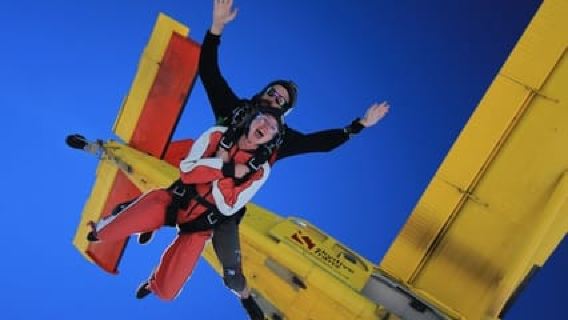 Франц-Иосиф: прыжок с парашютом на высоту 13 000, 16 500 или 18 000 футов