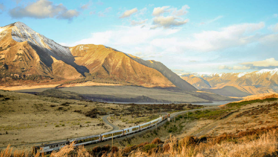 Billete de tren panorámico Alpine Explorer (Christchurch - Arthur's Pass ida y vuelta en el mismo día)